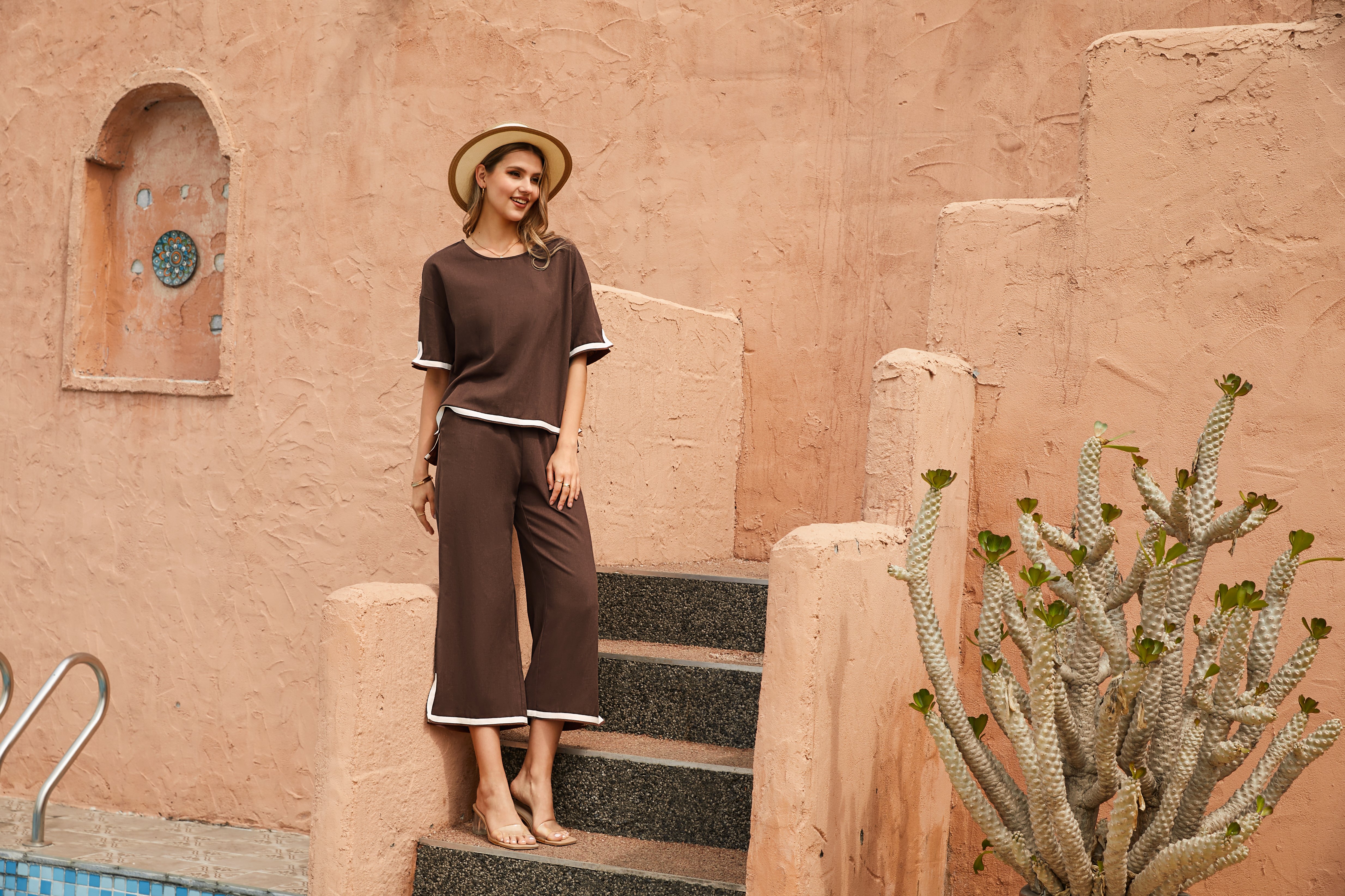 Deux Pièces Ensembles Décontracté Été Contrasté Couture Coton Ample Manches Courtes Col Rond Top Avec Pantalons Régulier pour Femmes