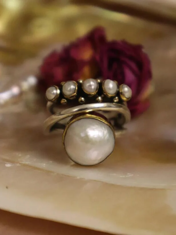 Bagues Rétro Plain Toutes Les Saisons Métal Faire la navette Perle Perle Standard Bague pour Femmes