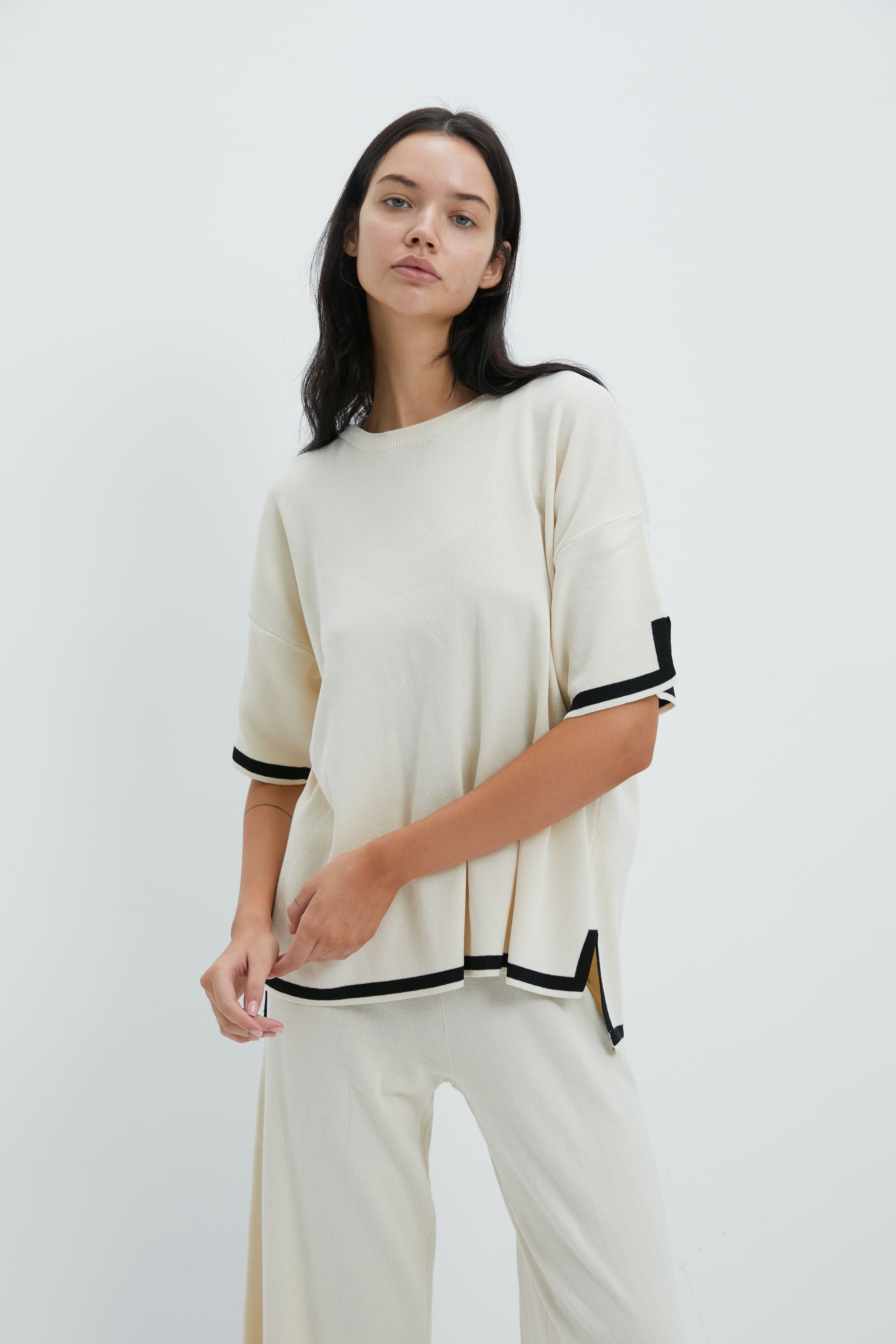 Deux Pièces Ensembles Décontracté Bloc de Couleur Été Naturel Micro-élasticité Ample Manches Courtes Top Avec Pantalons Régulier pour Femmes