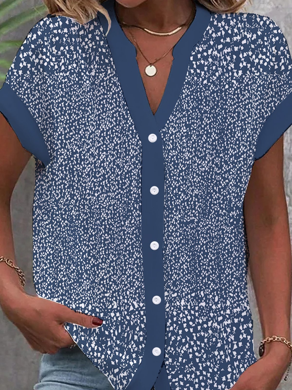 Blouses Décontracté Été Petit Floral Polyester Aucune élasticité Manches Courtes Régulier Régulier Entaillé pour Femmes