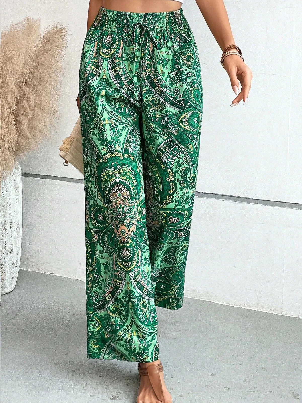 Pantalons Femmes Décontracté Printemps / Automne Floral Motif Polyester Aucune élasticité Quotidien Taille Moyenne Pantalon droit Régulier