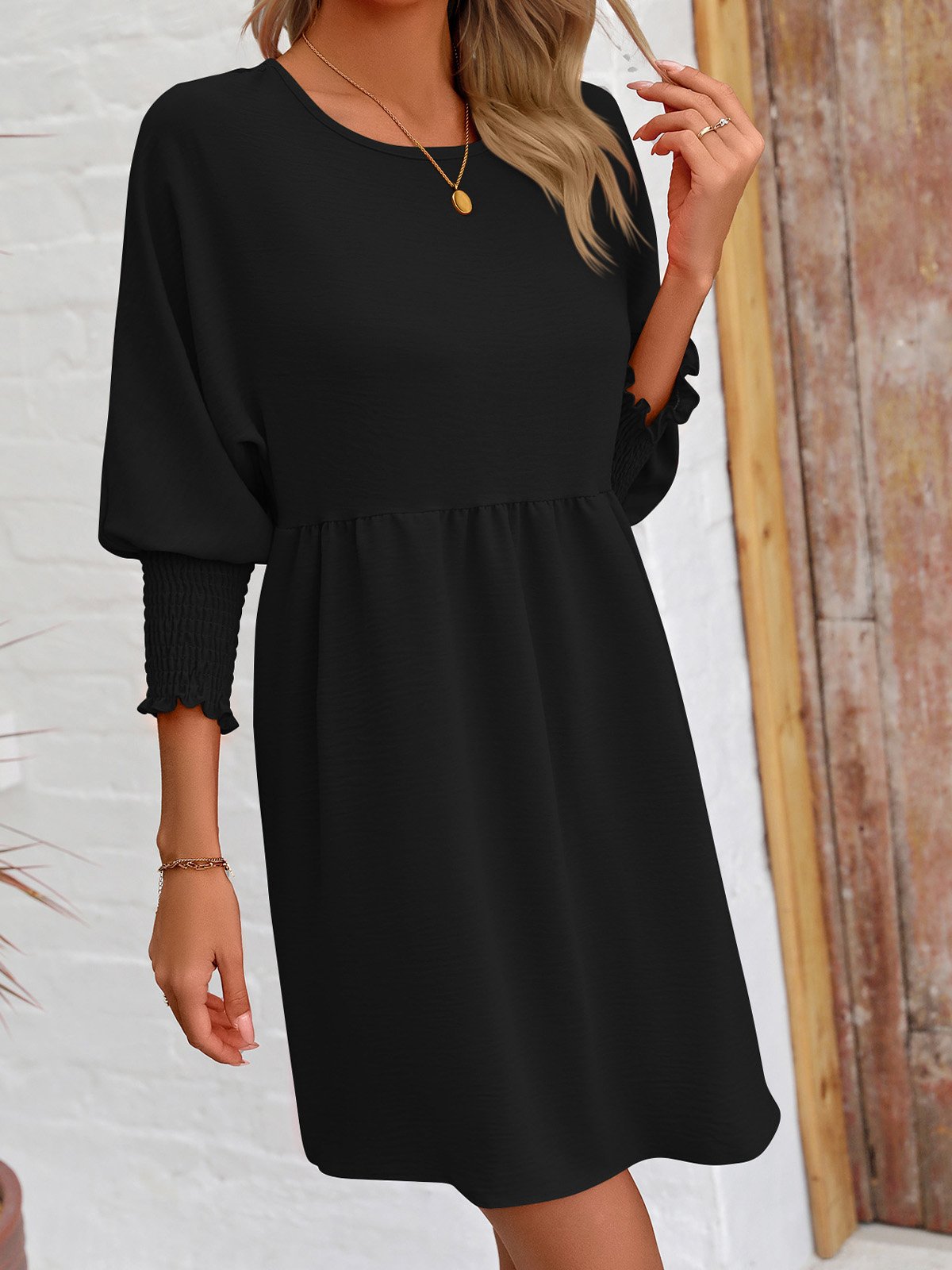 Femmes Plain Noir Col Rond Confortable Court Robe Décontracté
