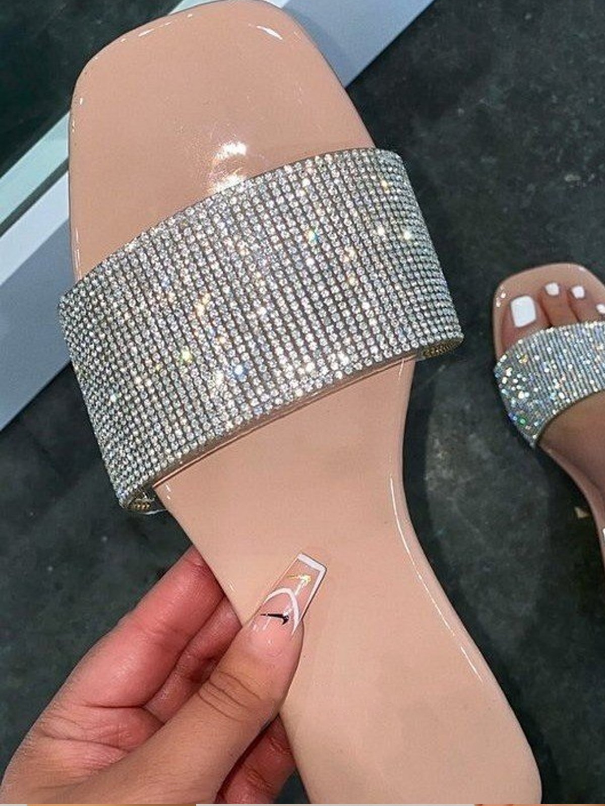 Sandales Antidérapantes Vacances Plain Été Avec Faux Diamant Talon de Bloc Bout Rond Sandales Antidérapantes Caoutchouc à Enfiler pour Femmes