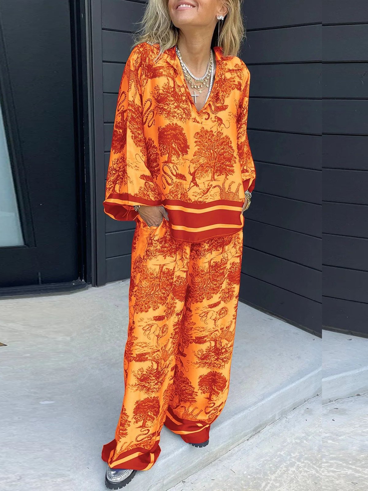 Deux Pièces Ensembles Femmes Abstrait Décontracté Été Polyester Col V Ample Demi Manche Top Avec Pantalons Droit