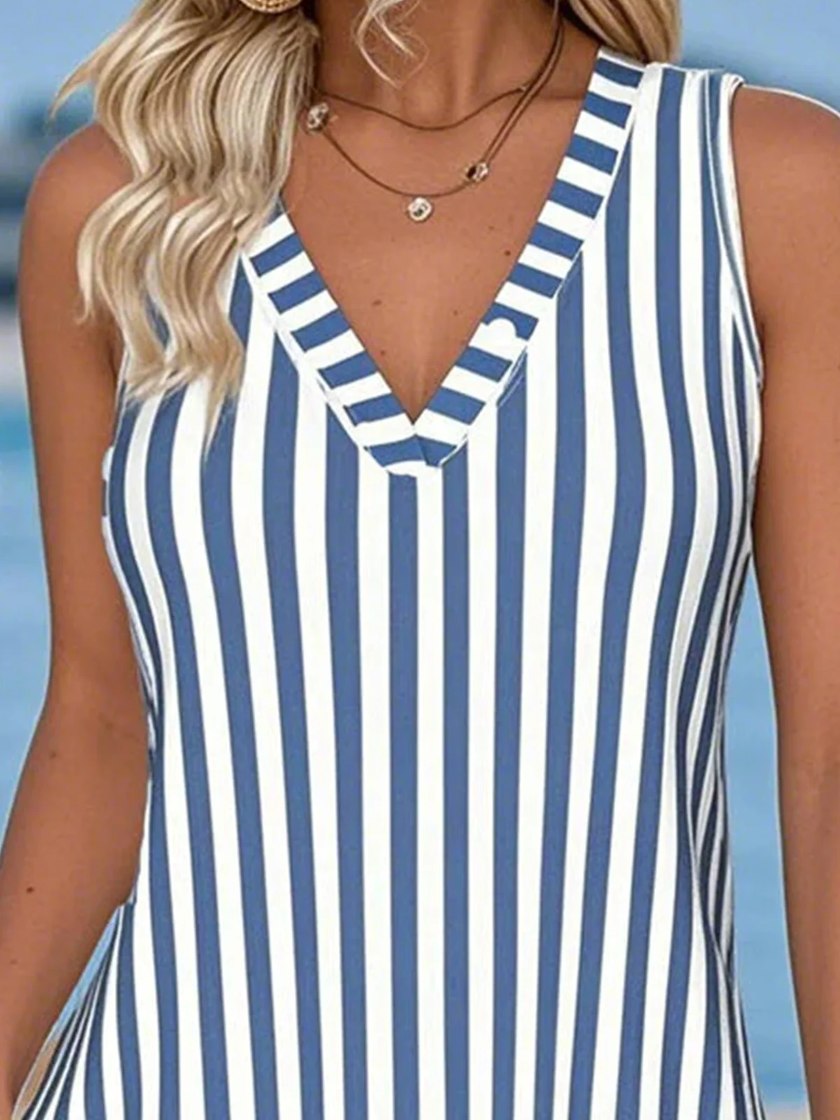 Top Débardeur Tops Rayé Décontracté Été Col V Micro-élasticité Quotidien Coupe Régulière Trapèze Régulier pour Femmes