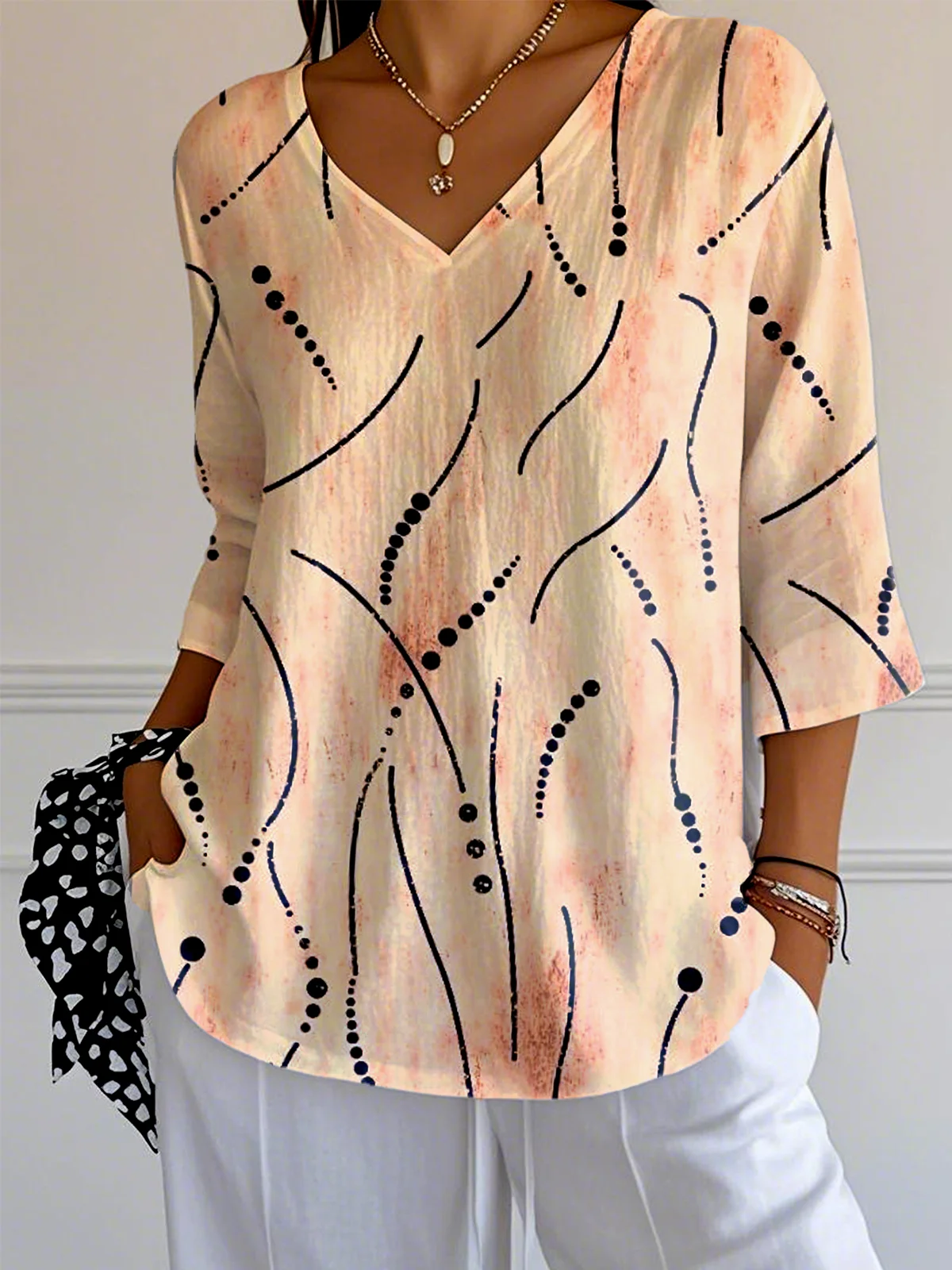 T-shirts Femmes Pois Polka Simple Printemps / Automne Polyester Col V Micro-élasticité Quotidien Manches trois quarts Ligne T