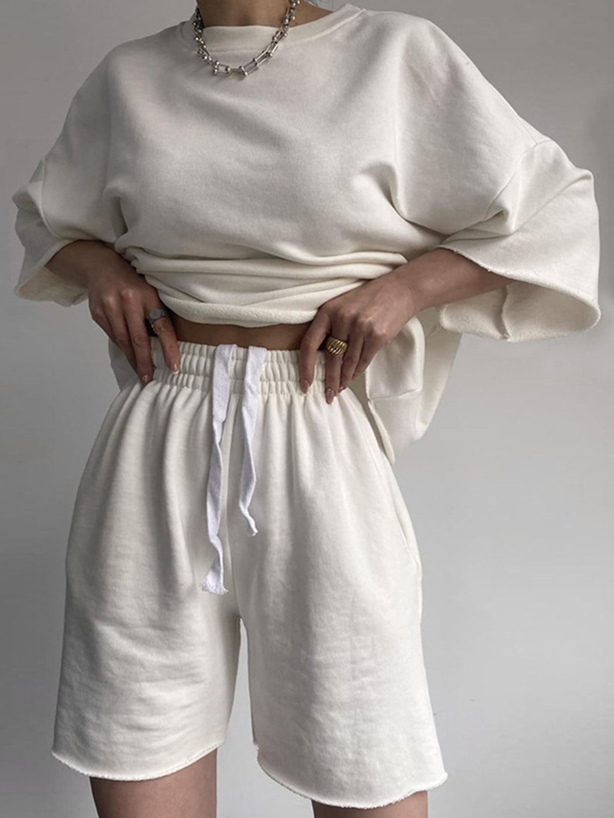 Deux Pièces Ensembles Décontracté Plain Été Micro-élasticité Quotidien Pull-over Col Rond Droit Ensembles courts pour Femmes