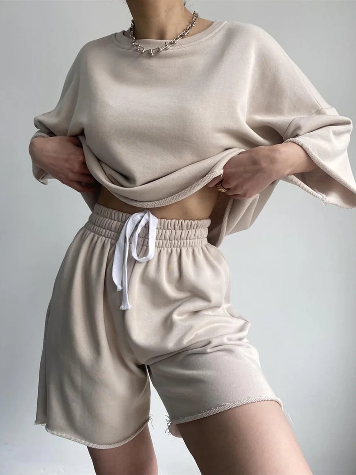 Deux Pièces Ensembles Décontracté Plain Été Micro-élasticité Quotidien Pull-over Col Rond Droit Ensembles courts pour Femmes