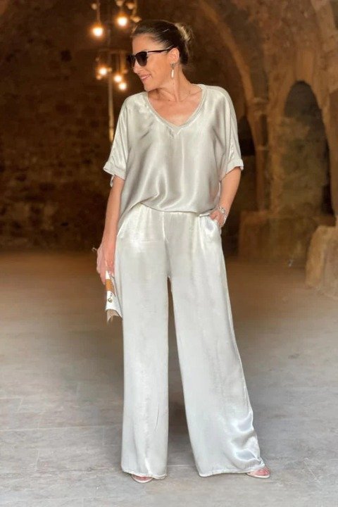 Deux Pièces Ensembles Femmes Élégant Plain Été Micro-élasticité Demi Manche Col Rond Top Avec Pantalons Droit Régulier