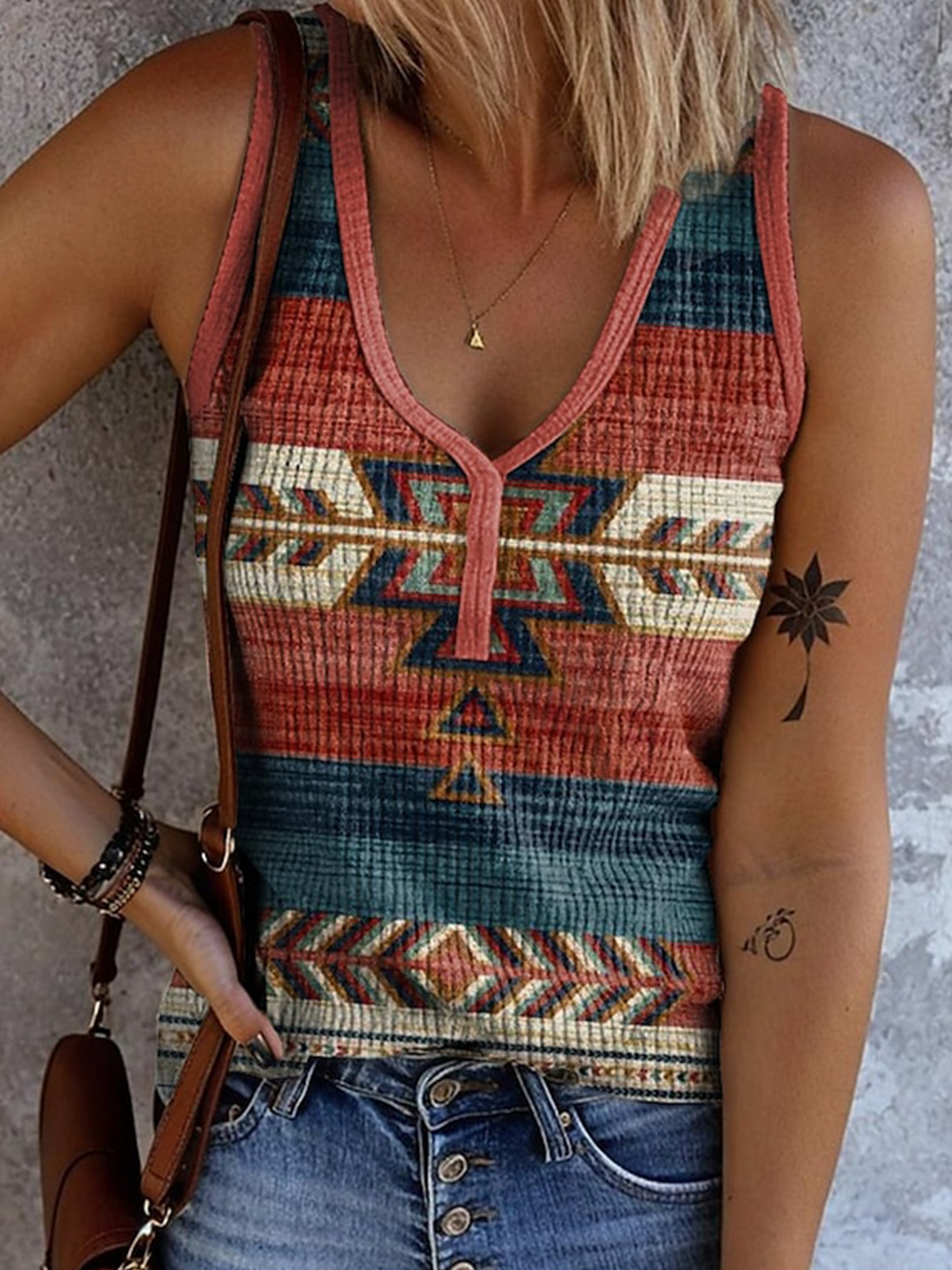 Top Débardeur Tops Ethnique Décontracté Été Polyester Col V Micro-élasticité Quotidien Sans Manches Régulier pour Femmes
