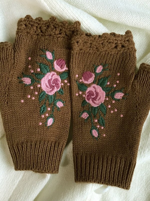 Gants Femmes Élégant Floral Hiver Tricoté Joint Fendu Faire la navette chaleur Régulier