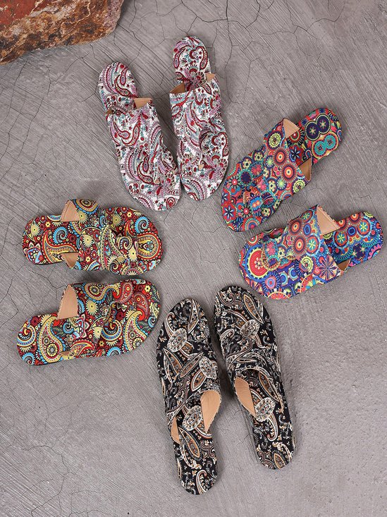 Tongs Femmes Floral Rétro Été à Talon Plat Bout Rond Tissu Caoutchouc à Enfiler Tongs