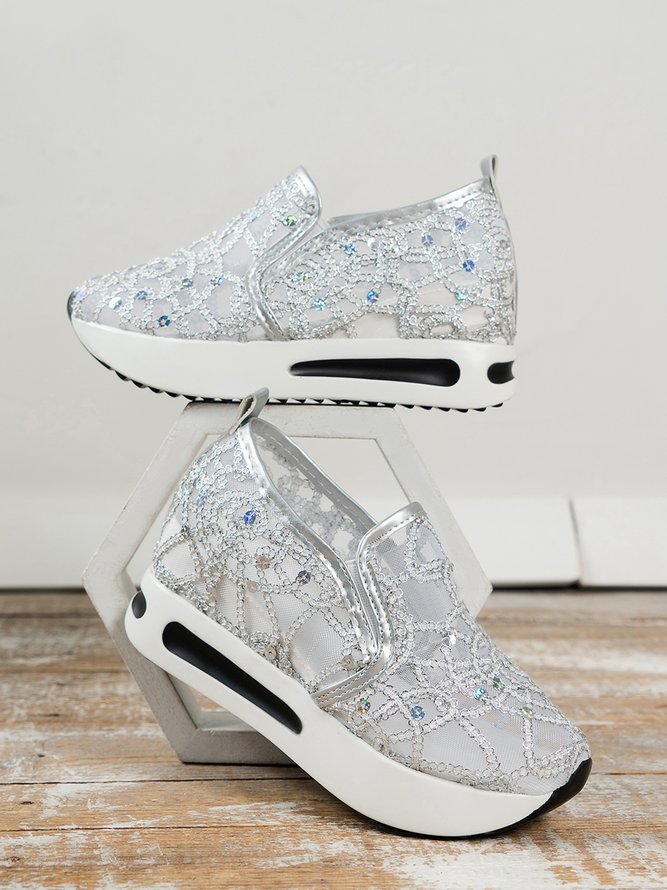 GIVBRO – Chaussures Brodées Talon Bas 60 Cm – Pour Poupée BJD 1/3 – Accessoire Costume – 1 Paire – D