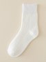 Chaussettes Femmes Simple Plain Toutes Les Saisons Coton Joint Fendu Absorber l'Humidité et Évacuer la Sueur Domestique Standard Régulier